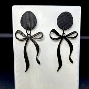 Elegant Black Bow Earrings